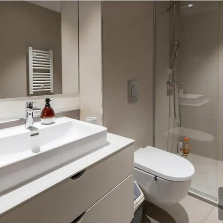 Na Vodi - Waterfront Bw * 베오그라드