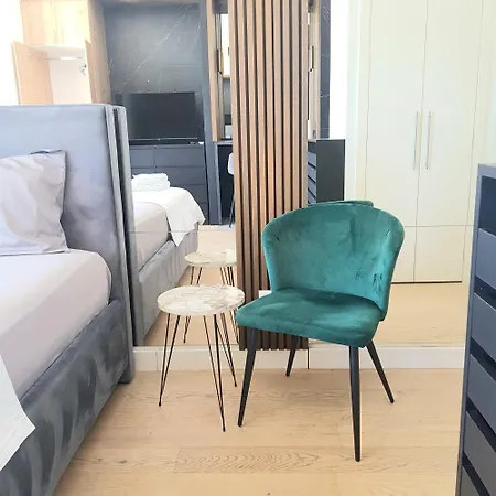 Na Vodi - Waterfront Bw ベオグラード